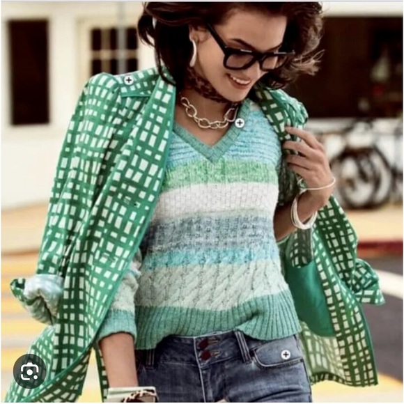 cabi NWOT Mix Stitch V-Neck, Julep Stripe, SMALL, Spring 2022 - Picture 3 of 3